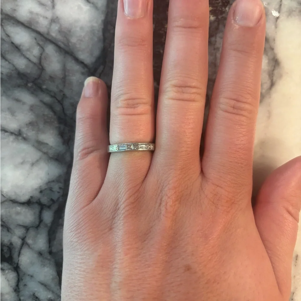 Platinum & Diamond Wedding Band - Picture 3 of 4